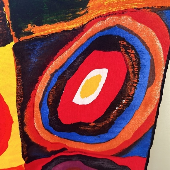 Vasilig Kandinskij 33”X34” scarf 💯 silk circles and squares arthritis doctors